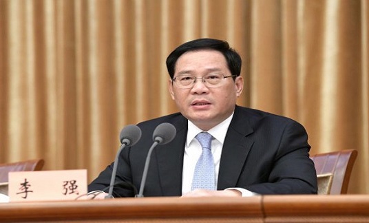 李強(qiáng)主持召開國務(wù)院常務(wù)會議 部署開展美麗河湖保護(hù)與建設(shè)行動(dòng)等工作